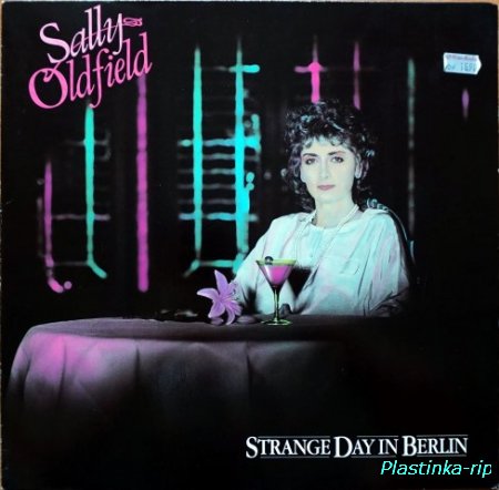 Sally Oldfield &#8206; Strange Day In Berlin   1983