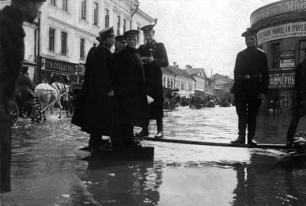 Москва дореволюционная - Ураган 16 июня 1904г, Восстание декабря 1905г, Наводнение апреля 1908г.